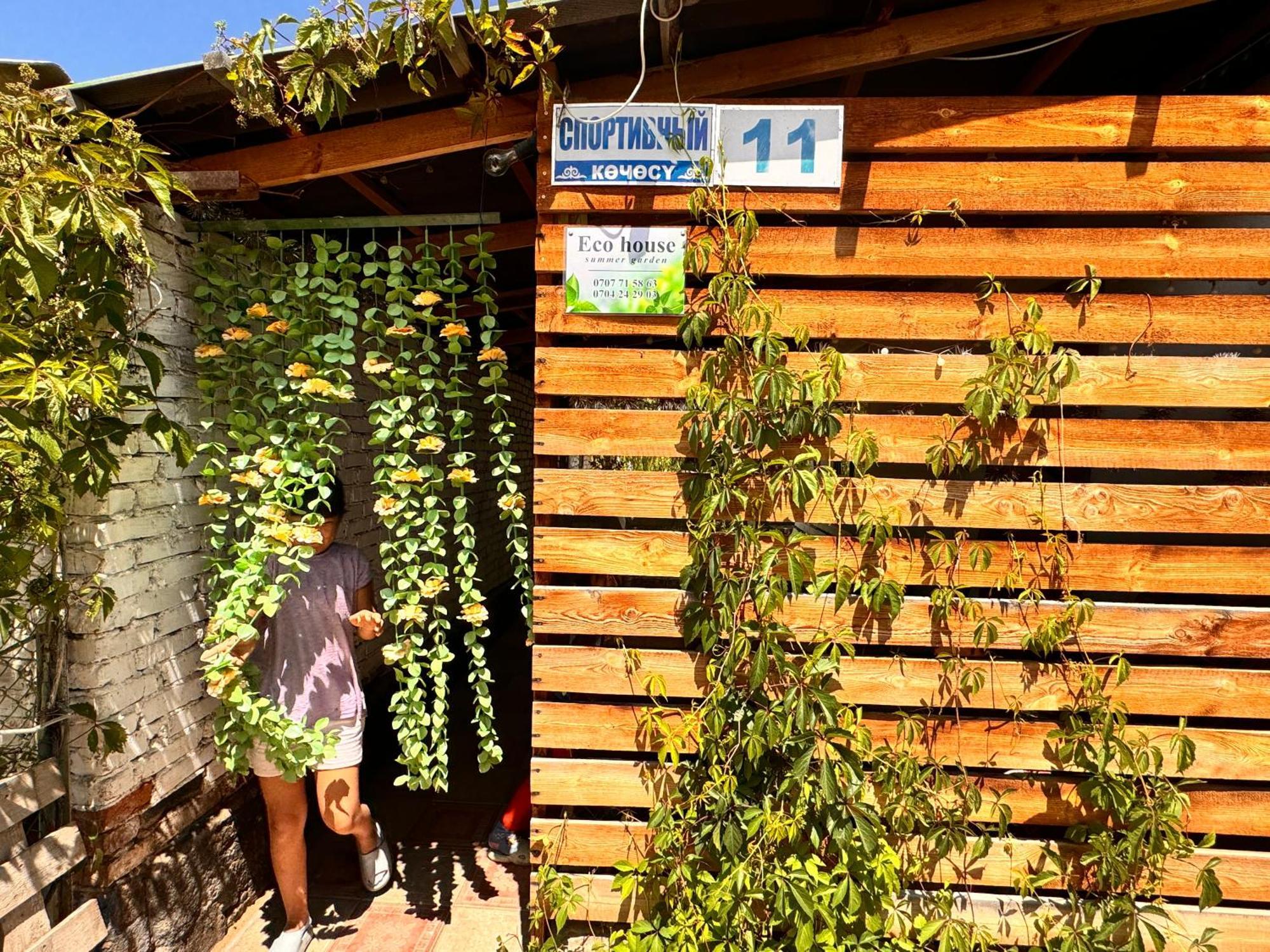 eco house summer garden Kaji-Say Buitenkant foto